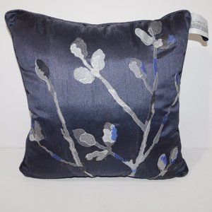 Winston Thomas Gray Silver Blue Floral Throw Pillow 15" x 15"